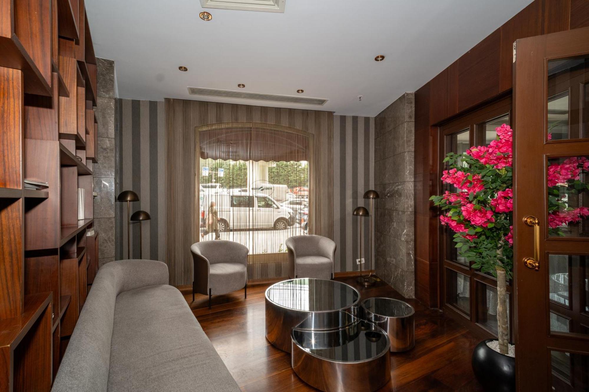 Grand S Hotel Istanboel
